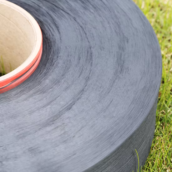 Schwarzes vollverstrecktes Funktionsgarn